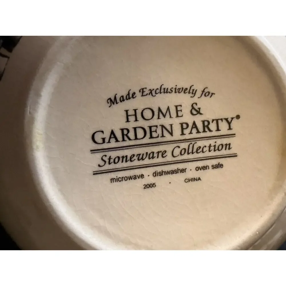 Home & Garden Party Stoneware Collection Birdhouse Utensil Holder Birdhouse 2005